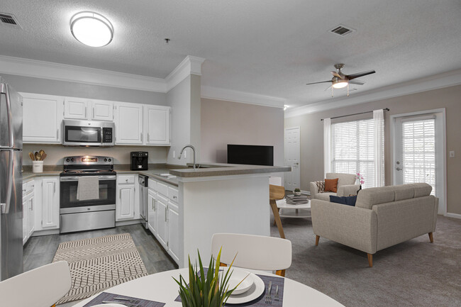 Open Floor Plan Dining Area - Preston Hills at Mill Creek Apartments