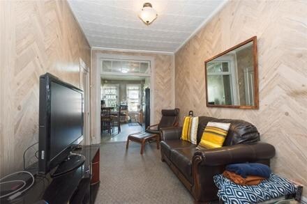 Interior Photo - 1511 DeKalb Ave