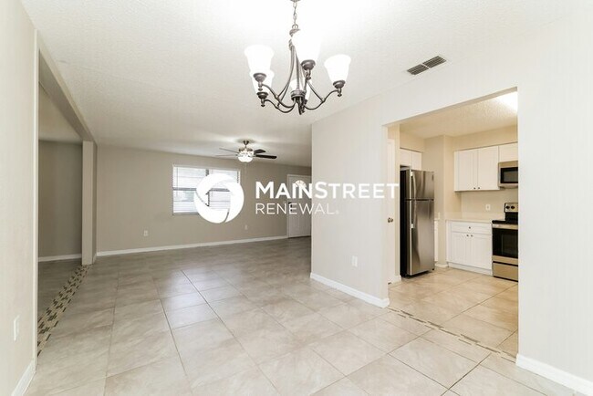 Foto del edificio - 4 Bedroom Pet-Friendly Home in auburndale, FL with Main Street Renewal
