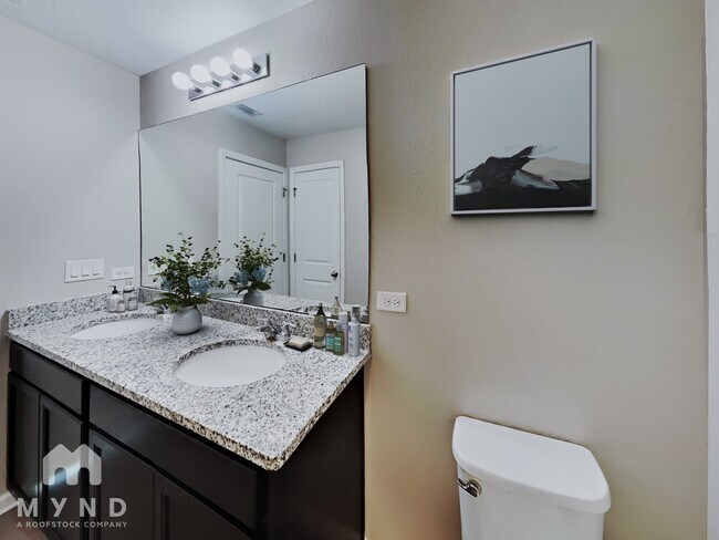 Foto del edificio - 12706 Camden Rd