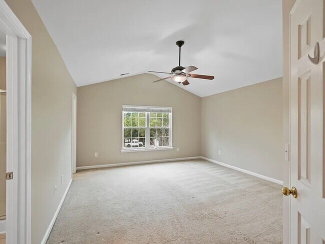 Foto del edificio - 11 Kinglet Ct