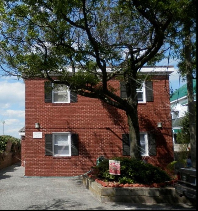 1866 E Ocean View Ave, Norfolk, VA 23503 Apartments Norfolk, VA