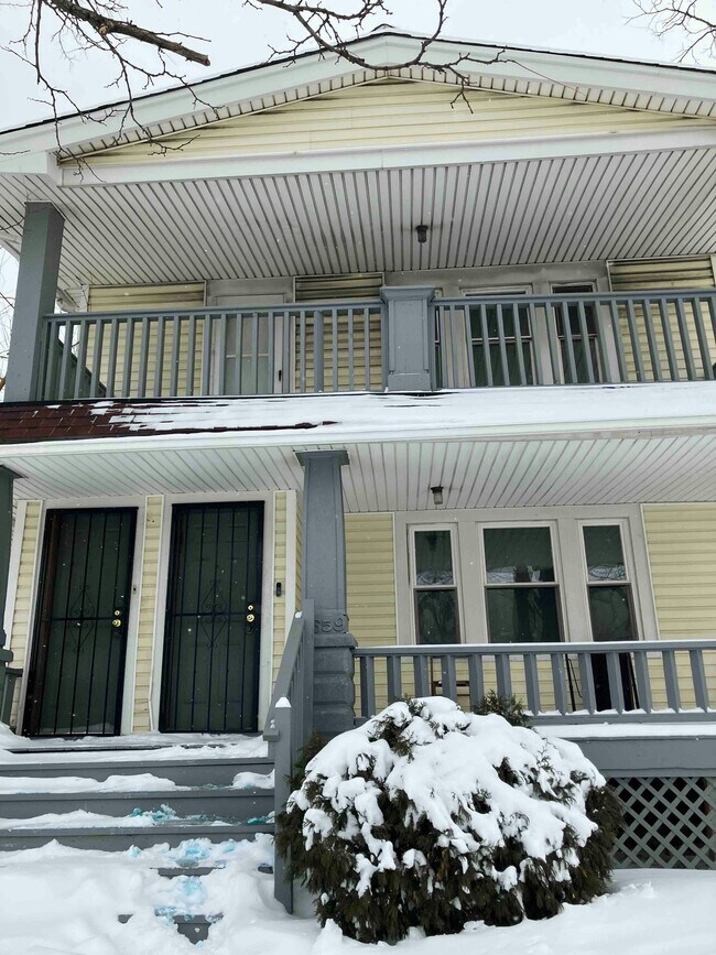 Building Photo - 3659 E 116th St