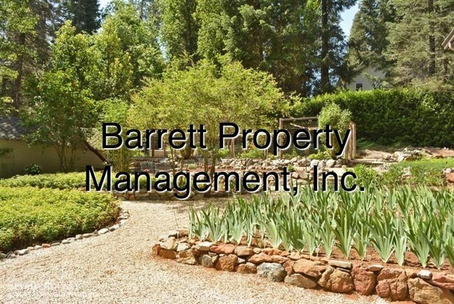 Building Photo - 10641 Boulder St