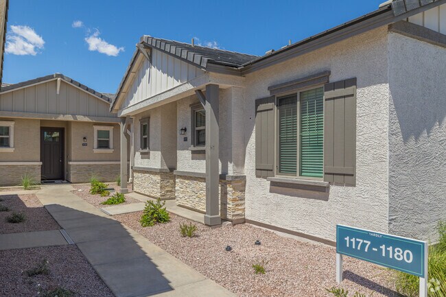 Foto del edificio - Yardly Paradisi CTC