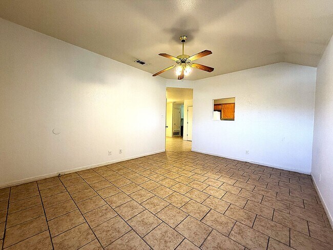 Foto del edificio - 1304 Cinch Dr