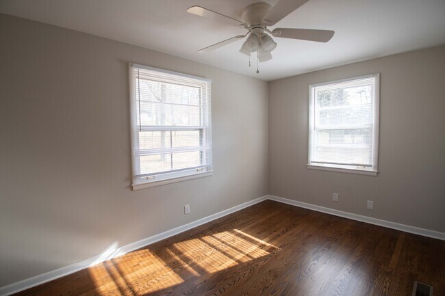 Building Photo - 969 Davidson Dr