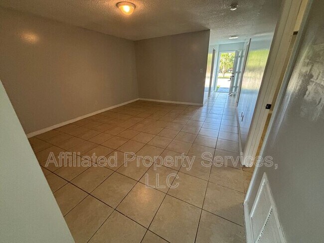 Foto del edificio - 3104-3210 Louisiana Avenue