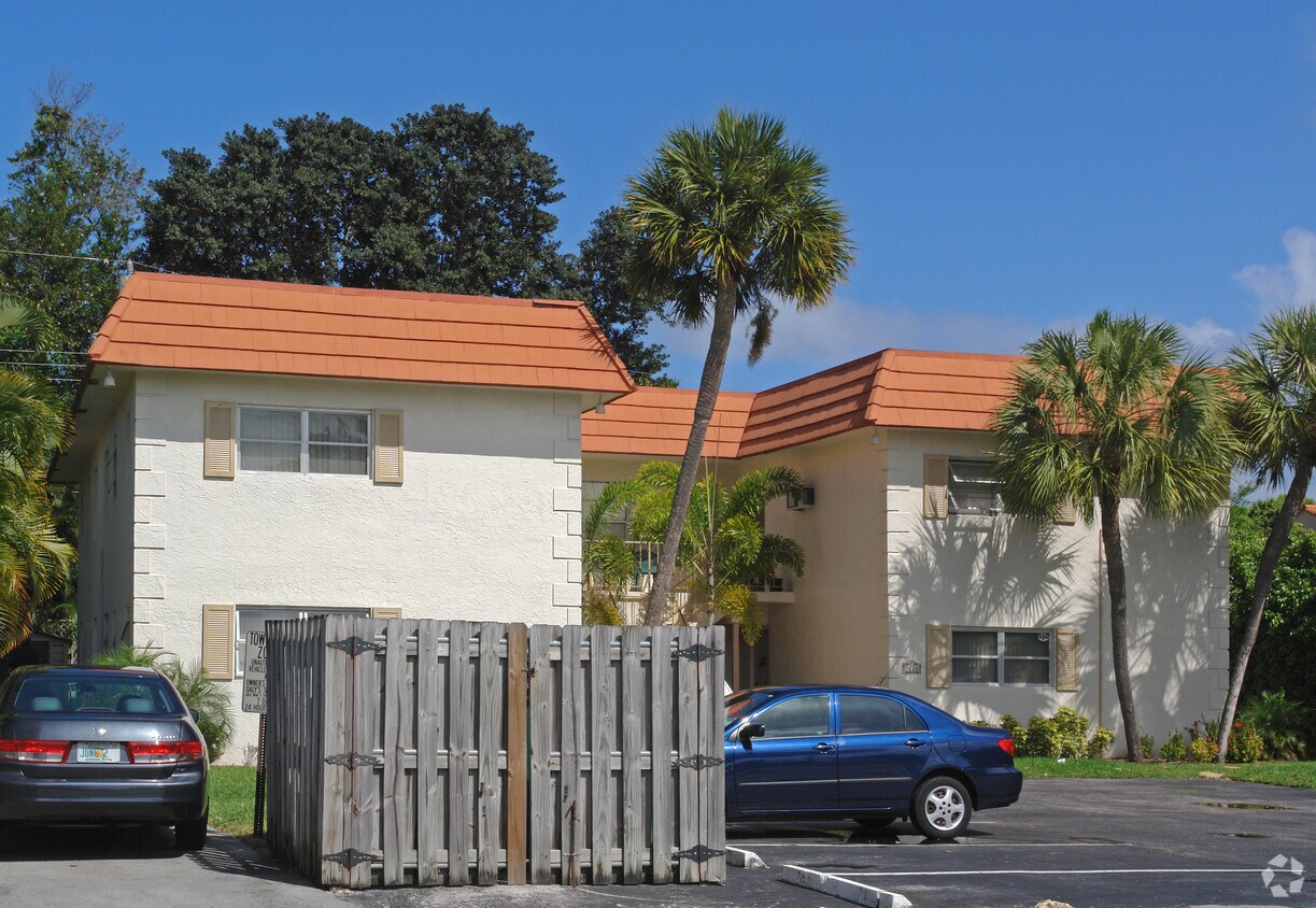 Foto del edificio - 5220 NE 14th Way