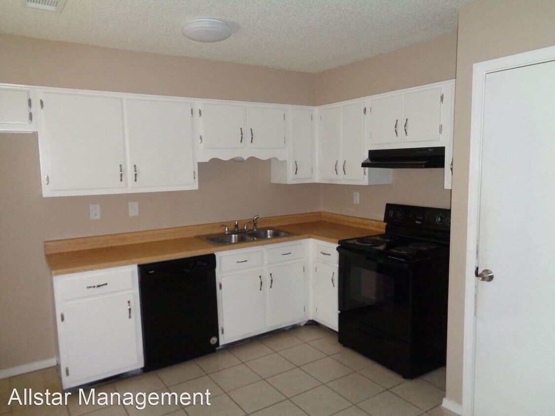 Building Photo - 3 br, 1 bath House - 7354 Northbrook