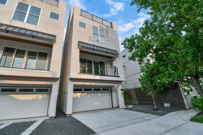 Building Photo - 1316 Eberhard St