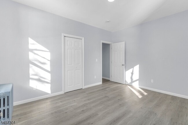 Foto del edificio - 918 Pennington St