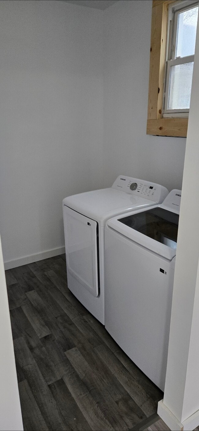 Building Photo - 124 High St