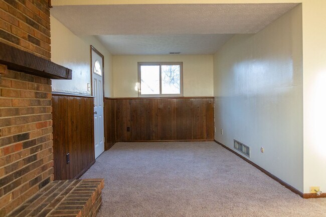 Foto del edificio - 3919 Quail Hollow Dr