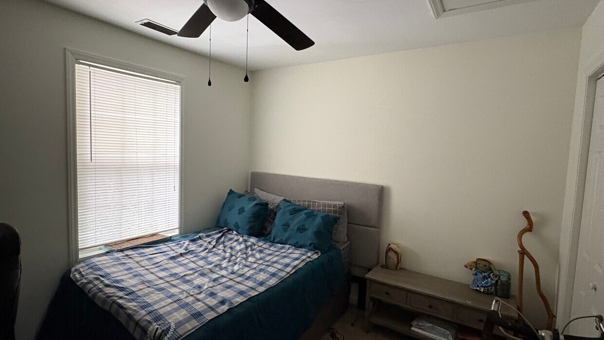 Foto principal - 1950 Trailwood Heights Ln