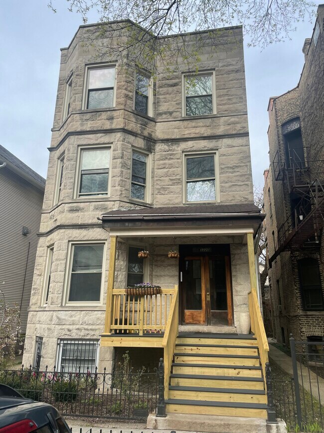 Building Photo - 3220 N Clifton Ave