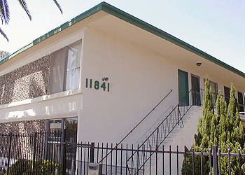 Building Photo - 11841 Avon Way