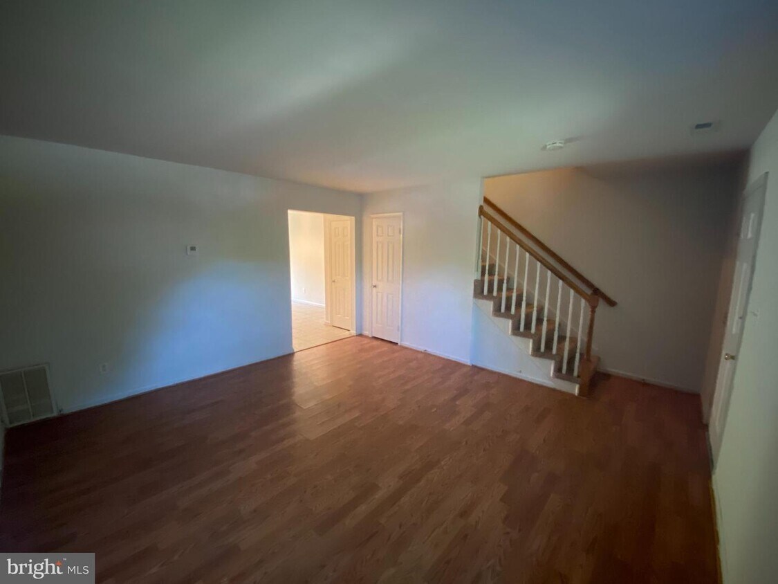 723 Olde Greenwich Cir, Fredericksburg, VA 22408 Townhome Rentals in