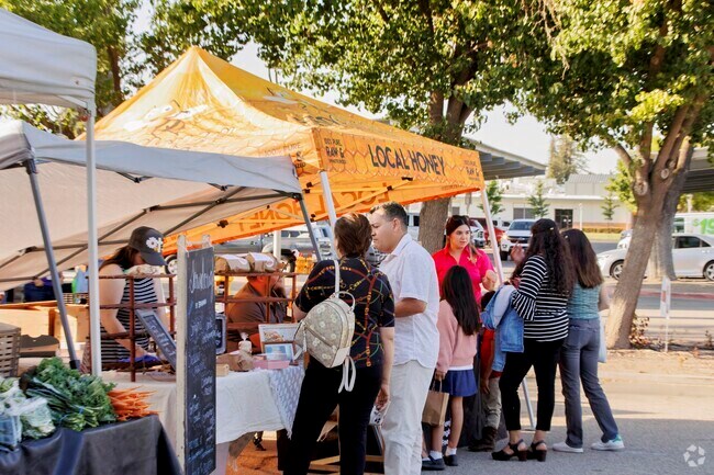 Get all your fresh farm produce at the Reedley College Market.