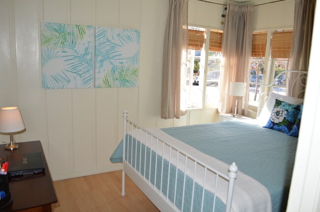 Foto del edificio - Ocean Beach Bungalow! Garage! Laundry! Fenced Yard! PET FRIENDLY!