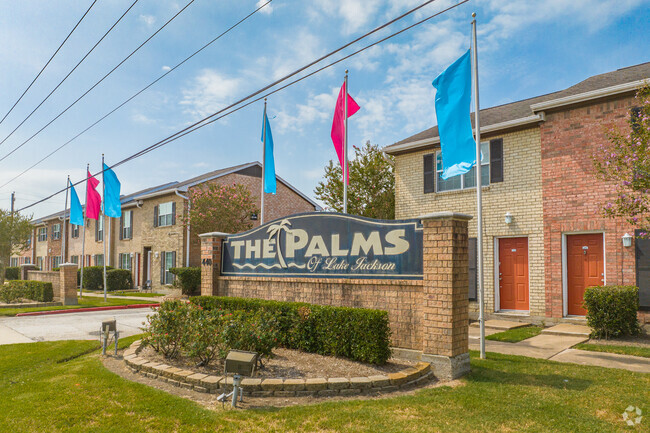 Building Photo - The Palms of Lake Jackson Apartments