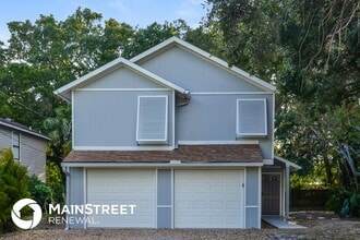 Building Photo - 4946 Camphor Ave