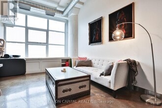 Building Photo - 155 Dalhousie St