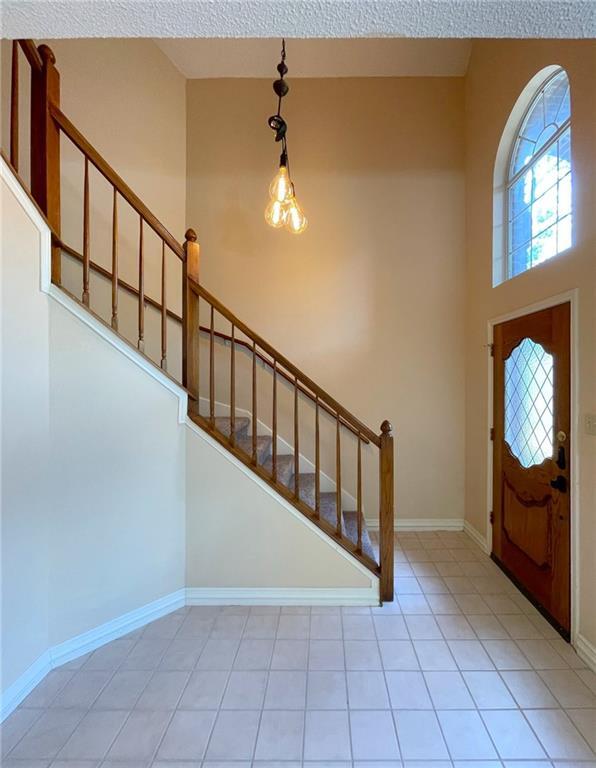 Building Photo - 10915 Enchanted Rock Cove