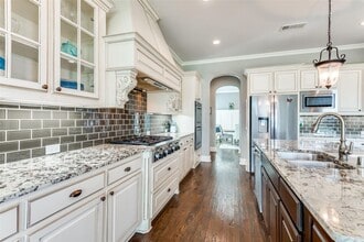 Building Photo - 3011 Haywick