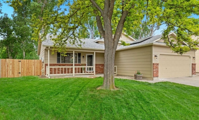 Building Photo - 2431 Sunstone Dr