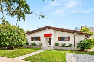 Building Photo - 140 Santander Ave