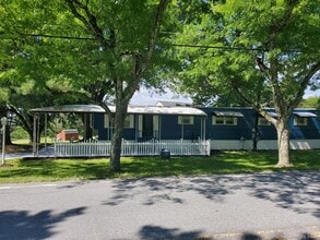 Building Photo - 851 Cr-164