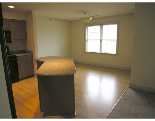 Foto del edificio - 5 Abbott Ln