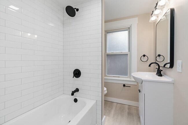 Foto del edificio - Newly Renovated 3 Bedroom home in Bridgeville available now!