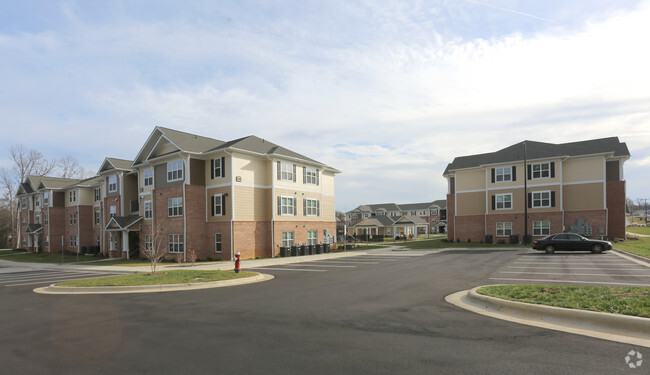 Foto del edificio - Kirkwood Crossing Apartments