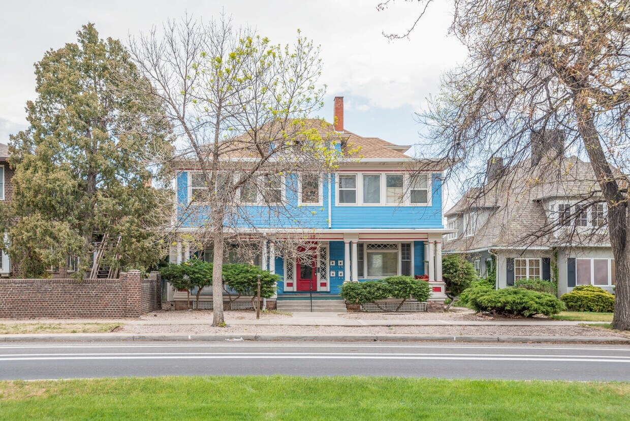 725 North Cascade Ave Apartments Colorado Springs, CO