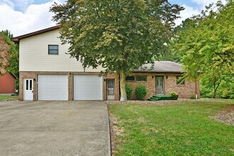 Building Photo - 920-922-922 Cynthia Ct