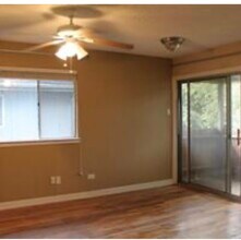 Building Photo - 909 Silber Rd