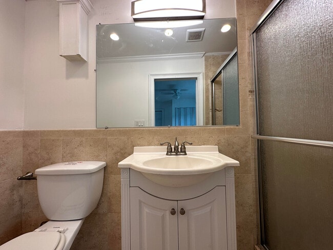 Building Photo - 10682 Fascination Ln