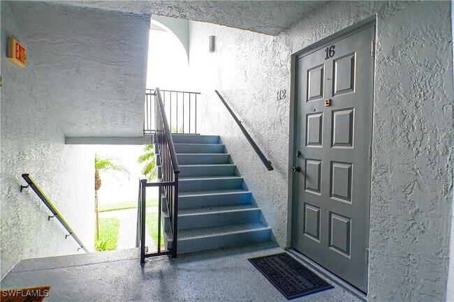 Foto del edificio - 9930 Sailview Ct