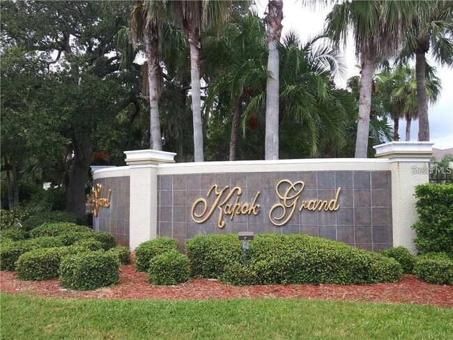 Foto del edificio - 11229 Kapok Grand Cir