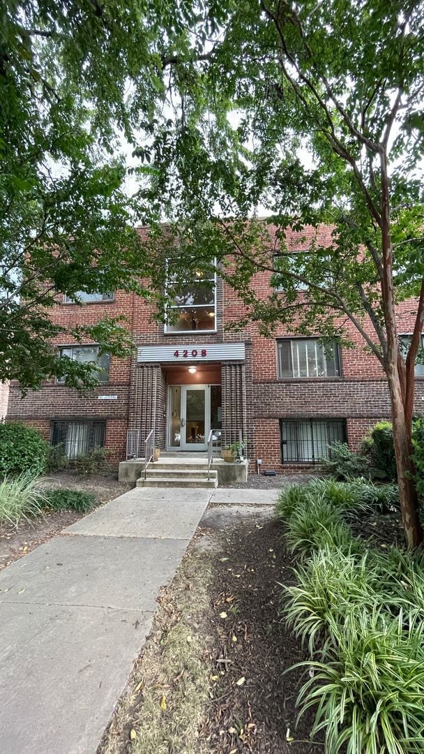 Building Photo - 4208 Benning Rd NE