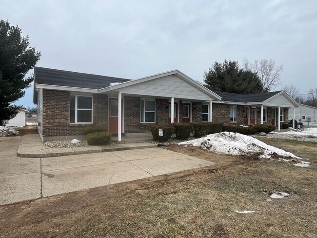 Building Photo - 7623 48th Ave