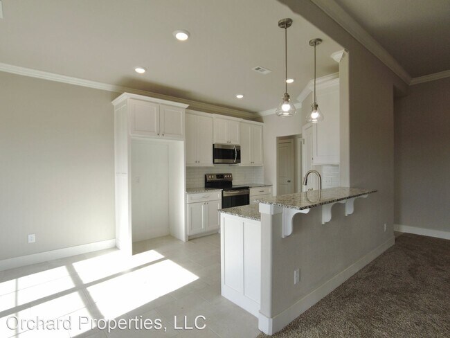 Foto del edificio - 4 br, 2 bath House - 751 Woodplains Ave.