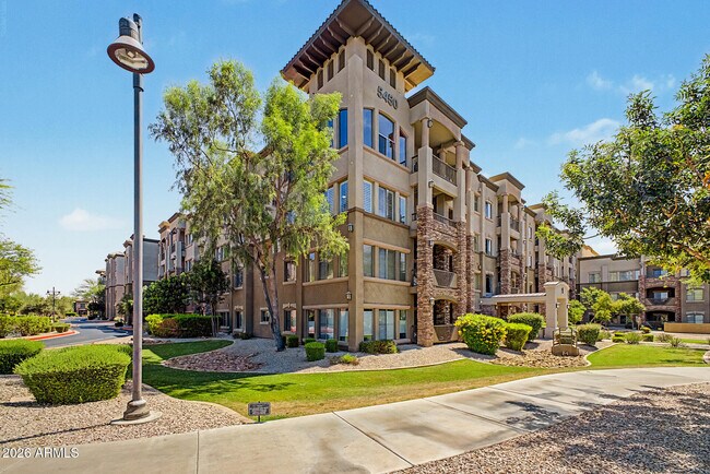 Foto del edificio - 5450 E Deer Valley Dr