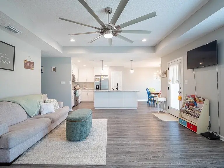 Building Photo - 5036 Madalyn Way