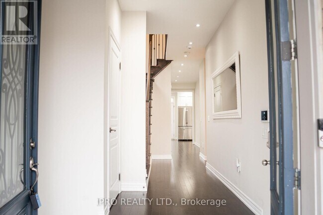 Building Photo - 55 Speedwell St