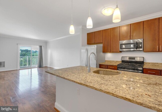 Building Photo - 6301 Edsall Rd