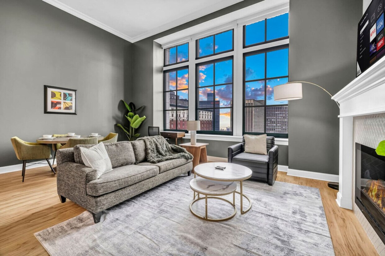 Foto principal - 1228 Euclid Ave
