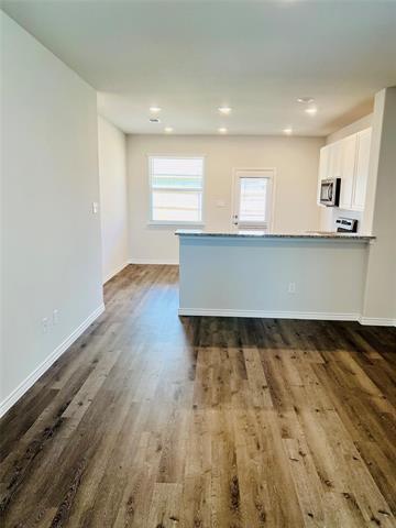 Building Photo - 8324 White Pine Dr